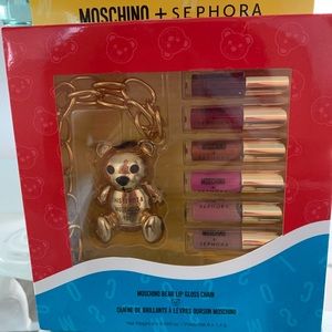 Moschino lipgloss set